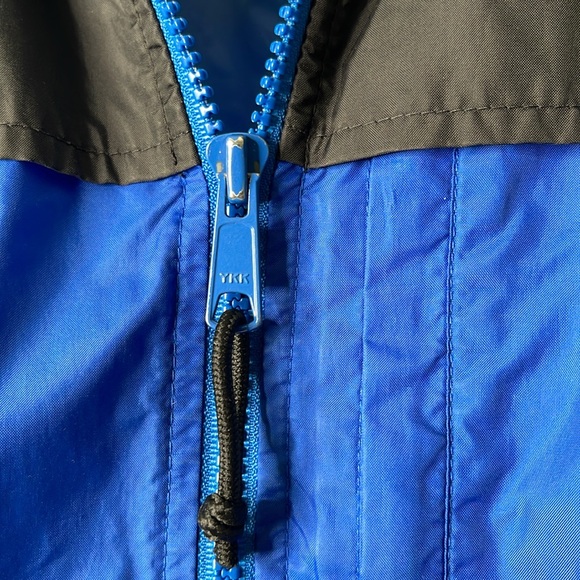 Men’s Columbia Sportswear rain Jacket - Picture 4 of 11